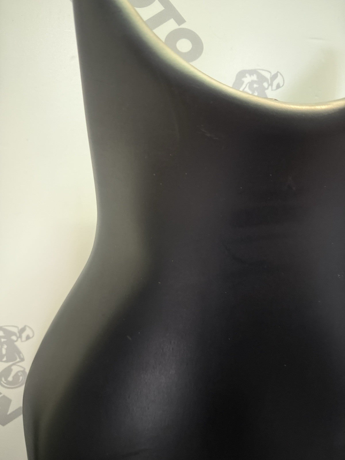 6bd92aa9-b42d-494d-b545-8adc1714173e