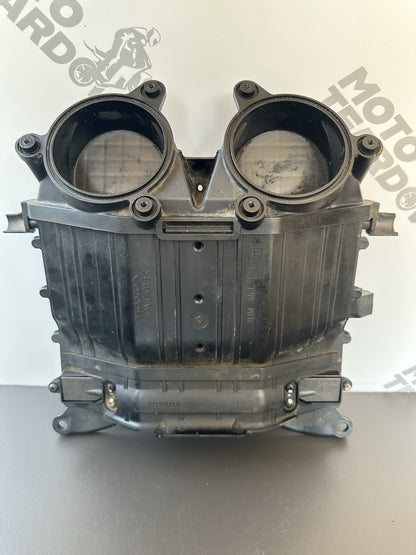 HONDA CBR1000RR Air intake Airbox Trim 2004 2005 RR4 RR5 CBR1000RR Air Intake
