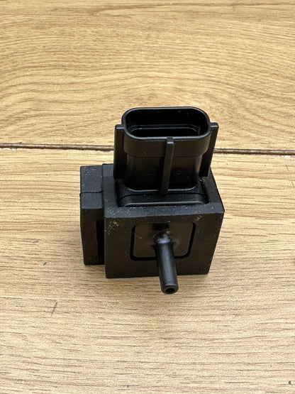 Suzuki GSXR 600 750 L1-L7 2011 - 2017 Mass Map Air Flow Sensor GSXR 600 750 Air