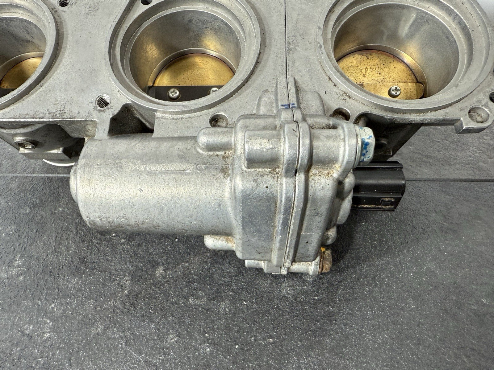 Triumph Street Triple 765 R 2017 Throttle Bodies 18498 Miles 2018-2021 RS OEM