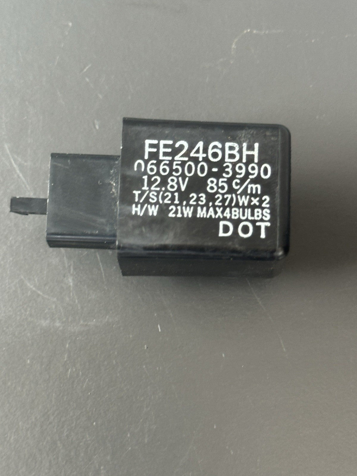 Honda CBR 1000 RR Fireblade indicator flasher relay 2004 - 2005 RR4 RR5 FE246BH