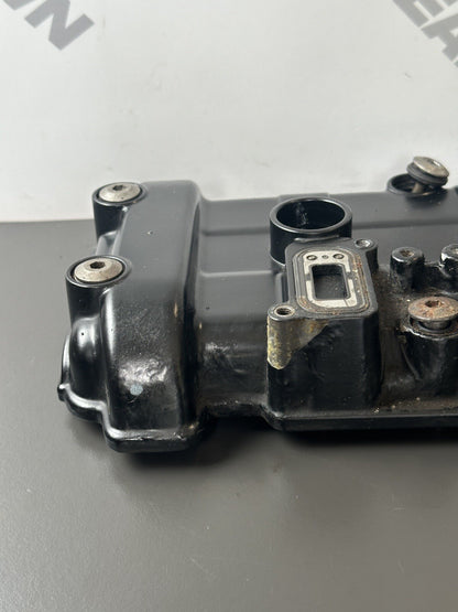 Speed Triple 1050 Engine Rocker Cam Cover Genuine Triumph 2011-2015 DESCRIPTION