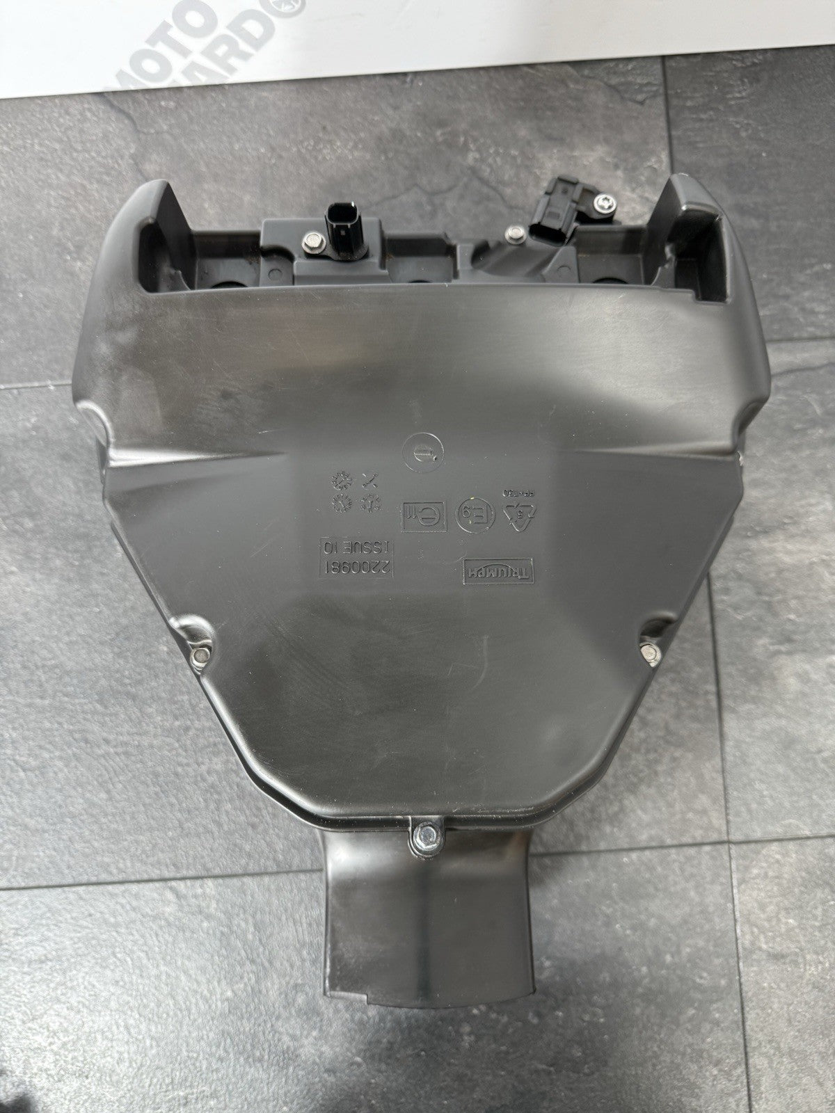 ffe6015e-a5b9-4eec-b28d-90fb85f59f76