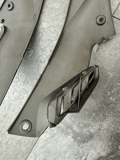 BMW S1000R 2017 Left & Right Side Tank Fairings Panels 2018-2021 Only 3534 Miles