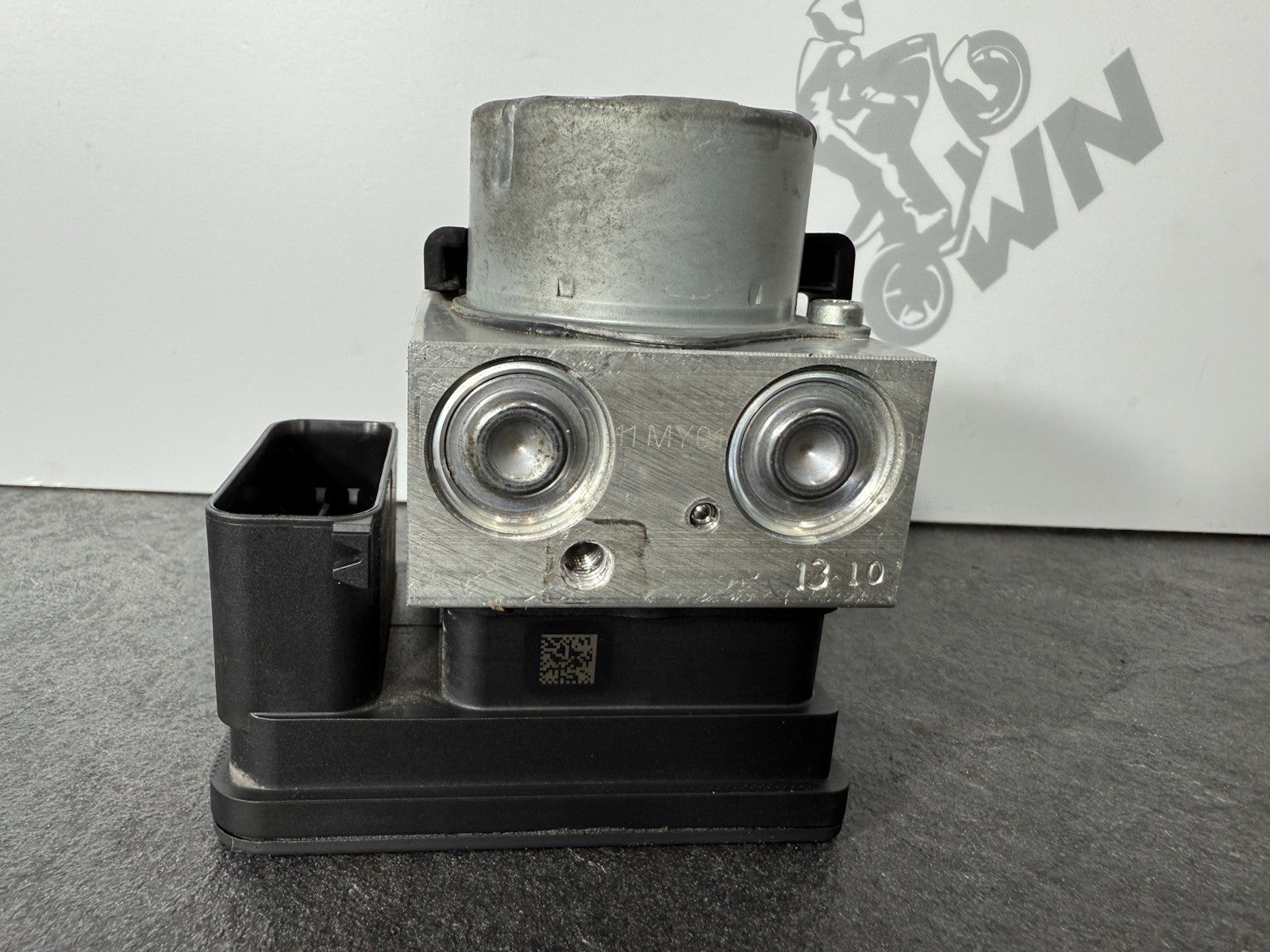 Triumph Street Triple 765 RS 2021 ABS Brake Pump Module Actuator 21650m 2020-22
