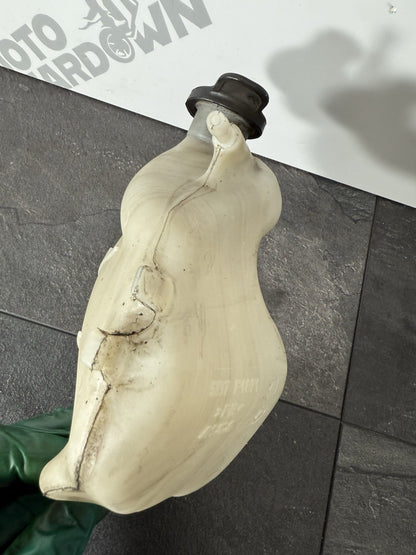 Yamaha YZF R125 R 125 2014 Coolant Reservoir Tank 26983 Miles 2008-2018 OEM