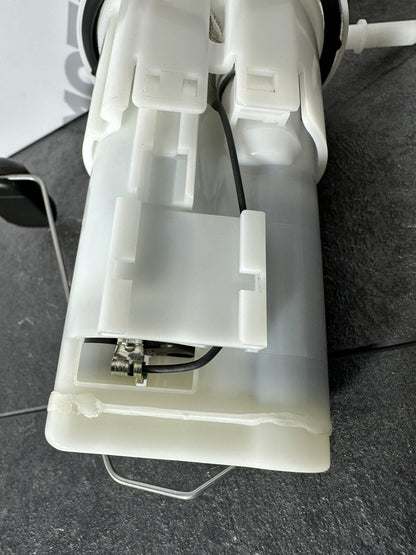 Yamaha R7 690 2024 Fuel Pump Petrol Pump Sender 1784 Miles 2022 2023 OEM UK ONLY