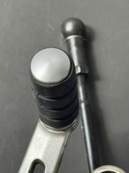 TRIUMPH STREET TRIPLE 675 675R Left Footrest Left Foot Hanger 2007-11 BENT PEDAL