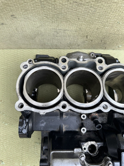 TRIUMPH 675 R DAYTONA GEAR BOX ASSEMBLY  Top Engine Case 2011 675R Gear Assembly