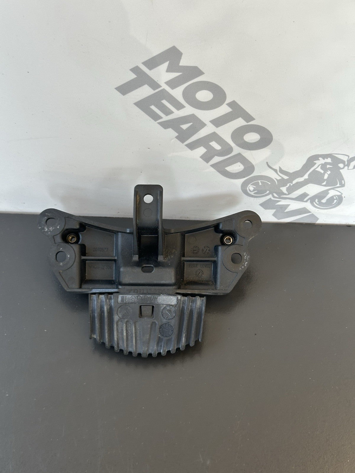 TRIUMPH STREET TRIPLE 765R 765RS REAR SUBFRAME BRIDGE T2070577 2017-2019 OEM