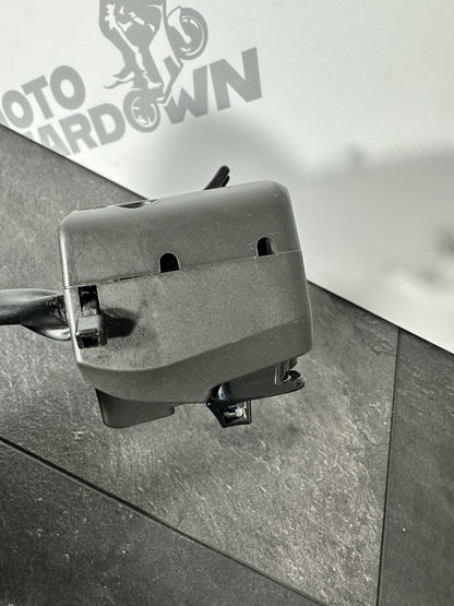 Yamaha R7 690 2024 Left Switchgear Switch Gear Assembly 1784 Miles 2022 2023 OEM