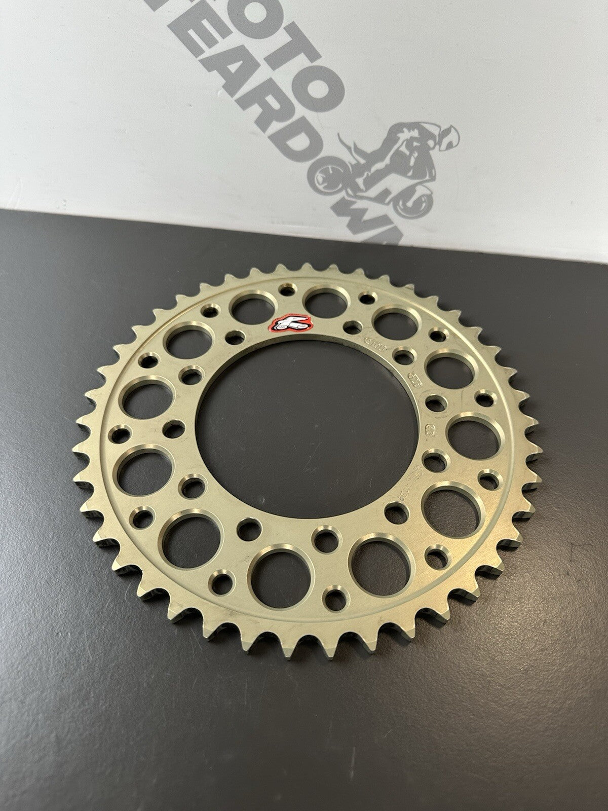 Suzuki GSXR600 525 Rear Renthal Sprocket. Hard Anodised 2011-2017 L1-L7 Renthal