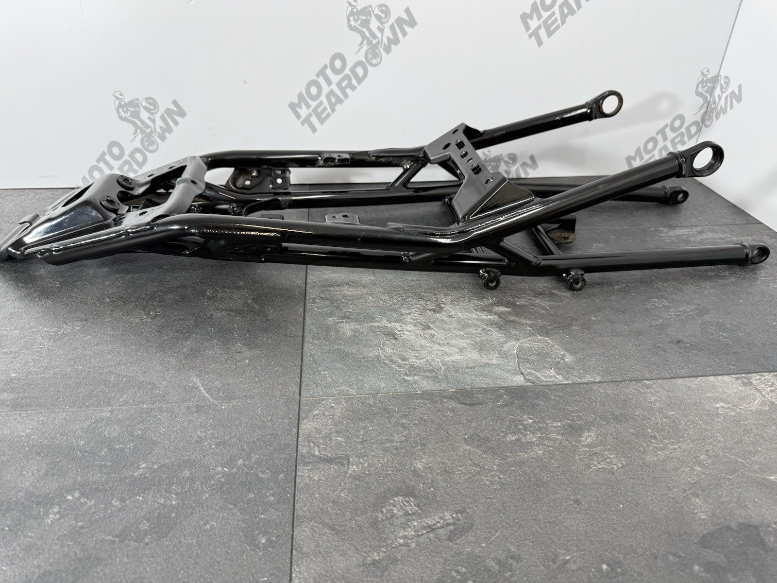 d8aa791d-b516-40c3-832c-4bf2084abf22