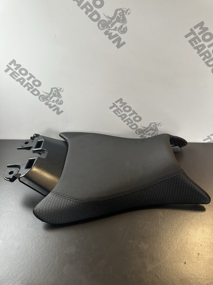 KTM 125 DUKE Seat KTM 125 DUKE Riders Seat 96007040000 OEM 51 Miles