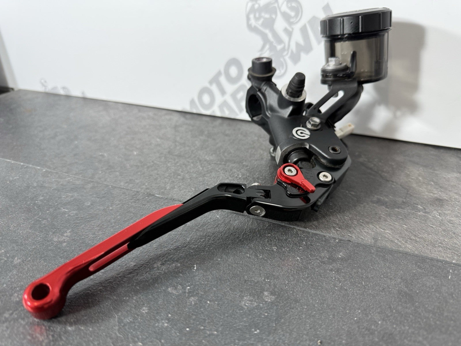 55a7e810-bf66-40bd-95ab-8941b5ad4e13