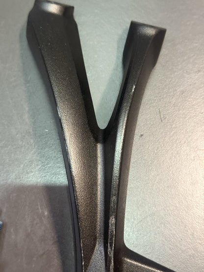 b753afbc-aeb7-4a5d-b290-32150373375f