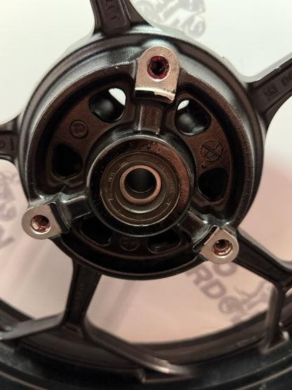 f6b0c2a1-c7c3-44e9-9f0d-f028a5a5cb66