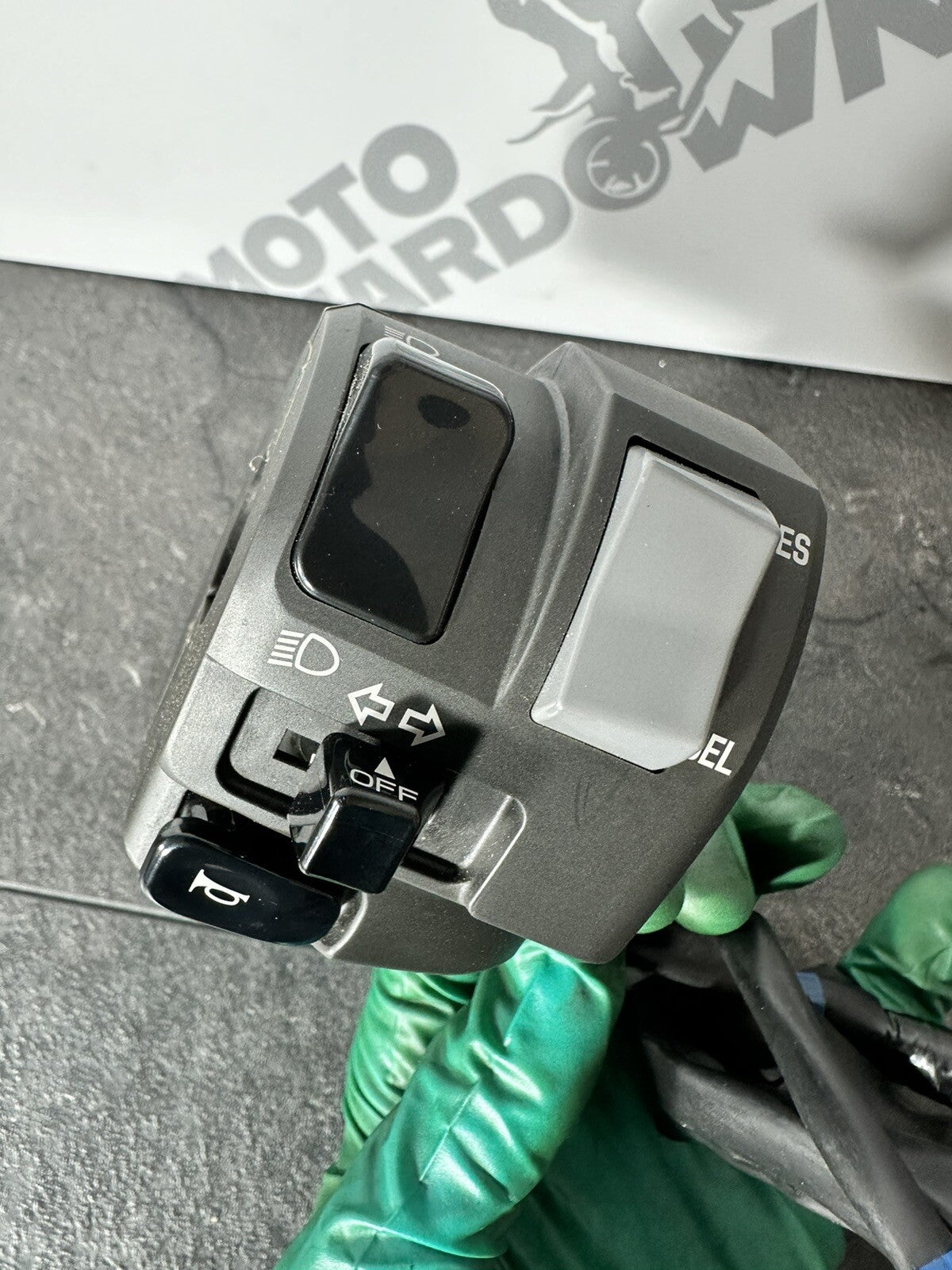 Yamaha R7 690 2024 Left Switchgear Switch Gear Assembly 1784 Miles 2022 2023 OEM