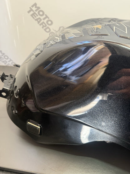 5e69c8a1-493d-4473-98ac-15c1d2acb1d6