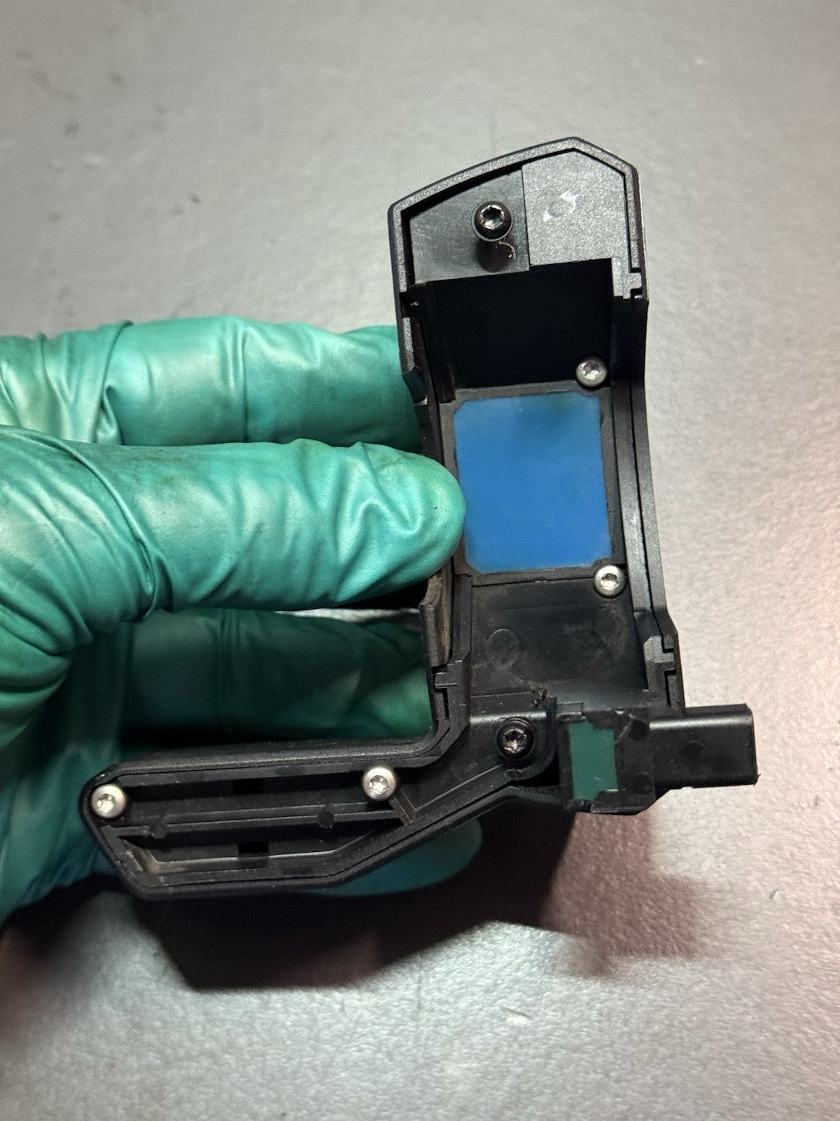 09b929e7-381f-438f-bb48-5327e302d6ba