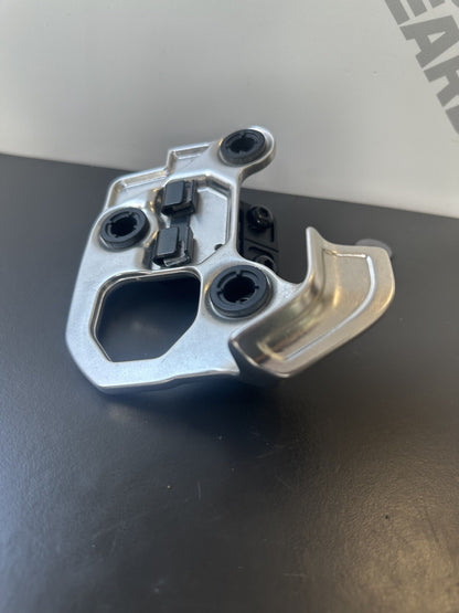 Triumph Speed Triple 1050 RS Speedo Bracket Clock Bracket Dash Mount Pivot 2018-