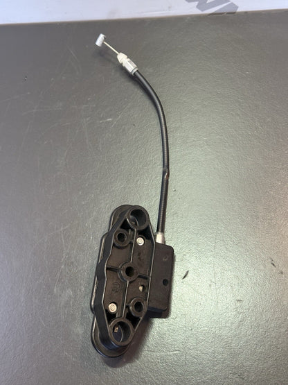 c77b94ac-7ba3-4a2e-8c4b-5b08e31bfcd9