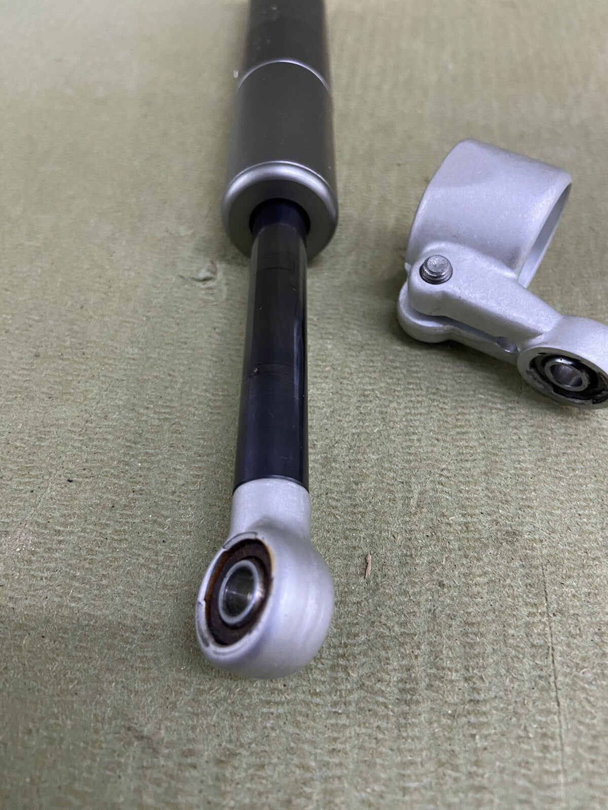 Ducati 1098 Steering Damper 2007- 2009 Steering Damper 18,684 Miles 1098 Damper