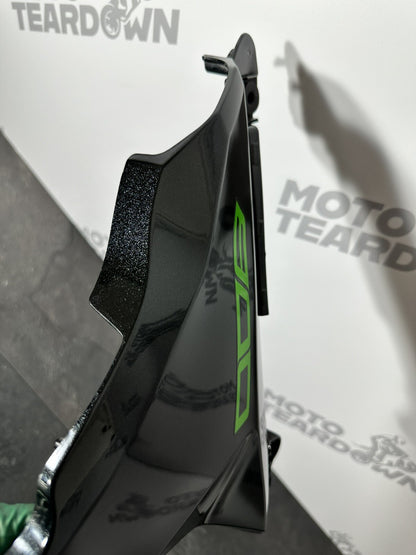 Kawasaki Z800 2016 Right Side Fairing Panel 12691 Miles 2013-2018 OEM ZR800