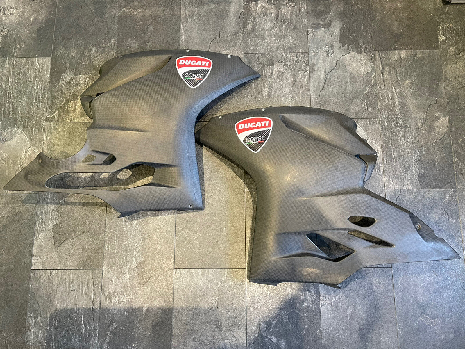 Ducati Panigale 1199 S 2012-2014 Carbon Fibre Matte Side Race Fairings 1299 899