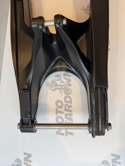 e5ff4cf4-7fe3-4b6b-ac4b-f8074207f447