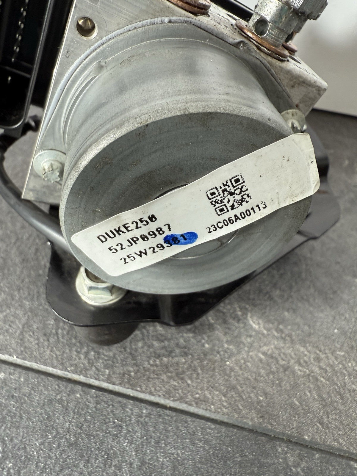 d8e904e8-1fb6-4f9e-878a-c7c163b697a6