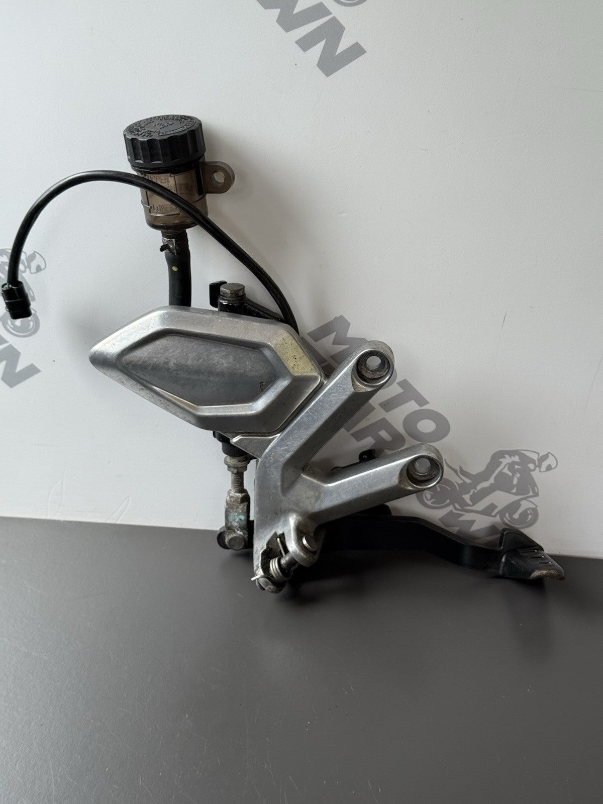 Triumph Trident 660 Right Rearset Footrest Mastercylinder BENT PEDAL 2021-24