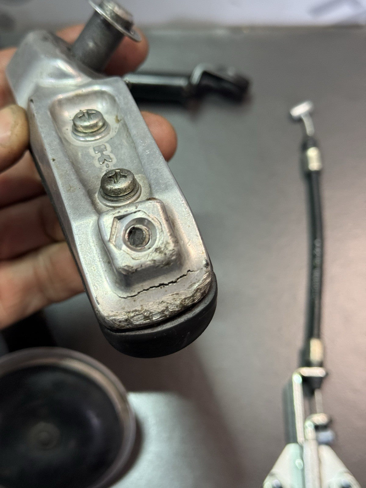 6ddff4f8-4368-4974-a174-701e4b189ef3