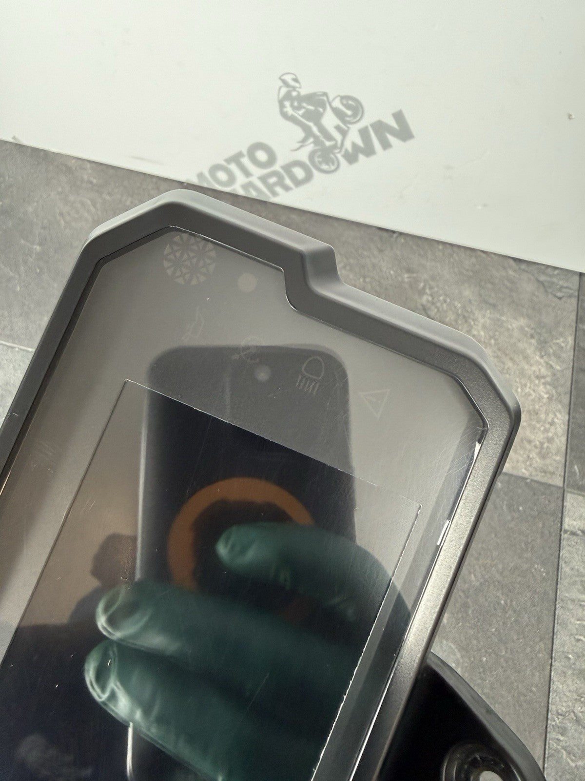 d0129c2c-8ca6-49d7-8b9e-33ba73796234