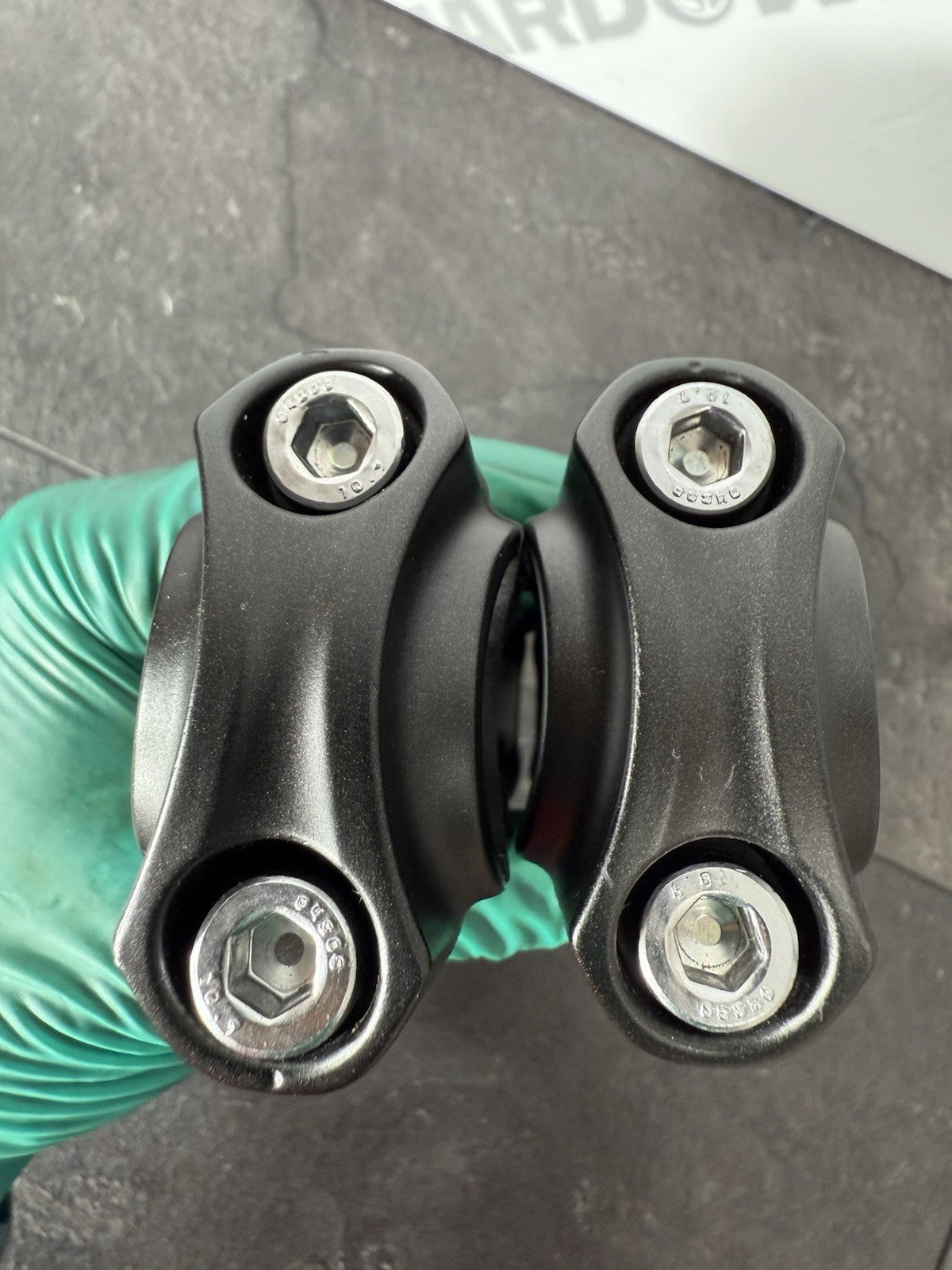 f94071b7-b9b1-406d-b174-3884418f2029