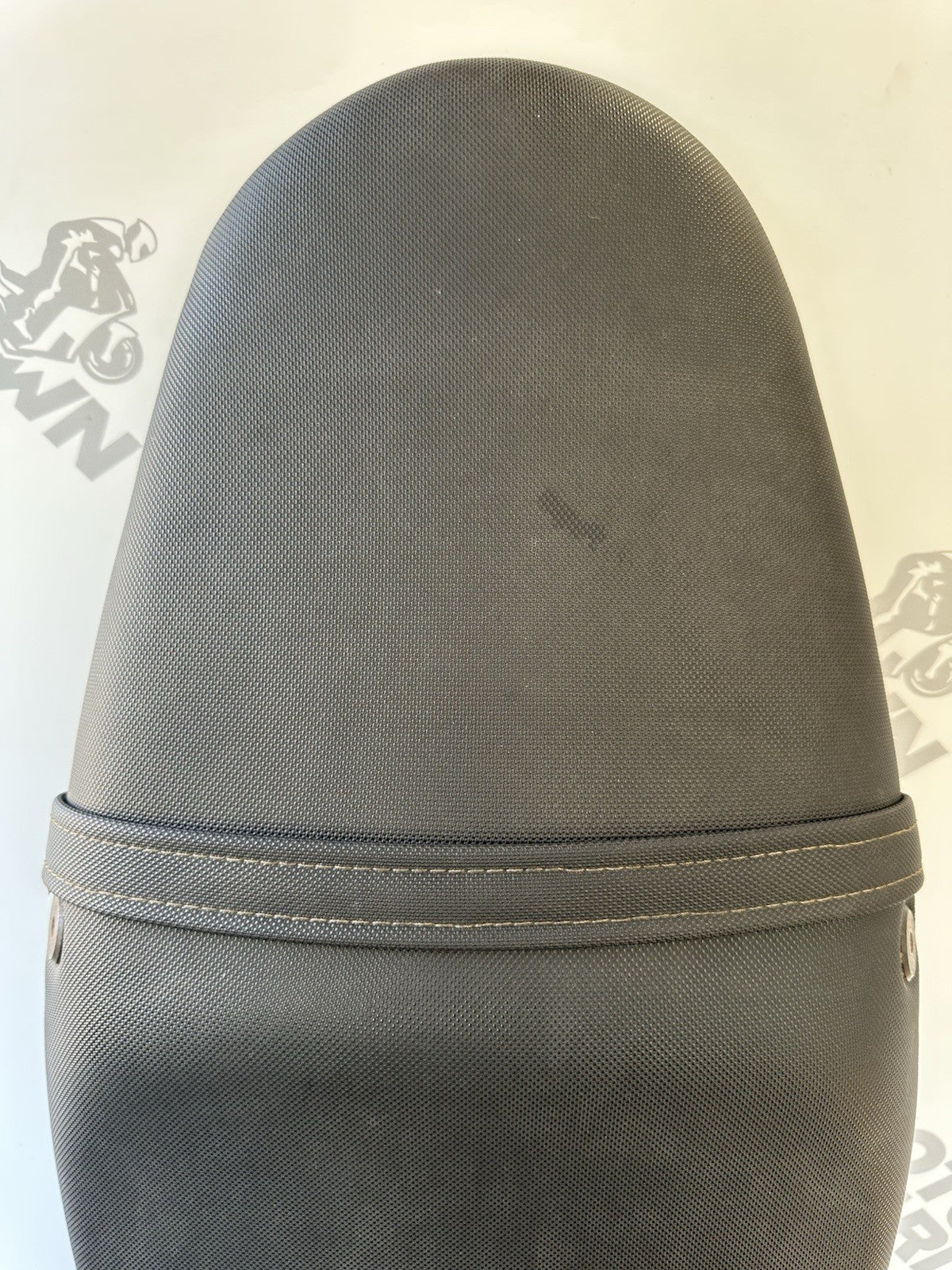 TRIUMPH STREET TRIPLE 675 Seat T2306407 Triumph Street Triple 675R Seat 2007-11