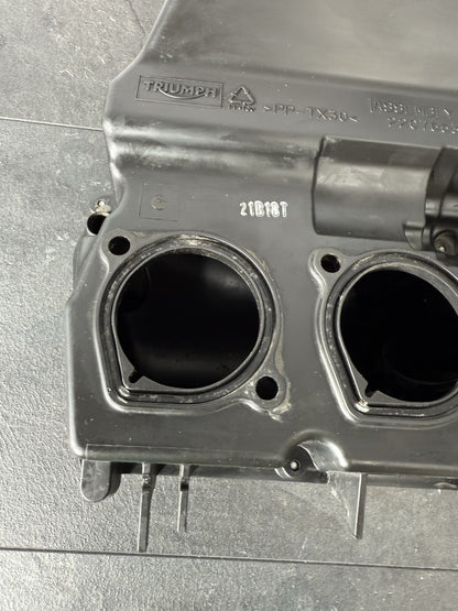 Triumph Street Triple 765 RS 2021 Airbox Filter Housing 21650 Miles 2020-2022