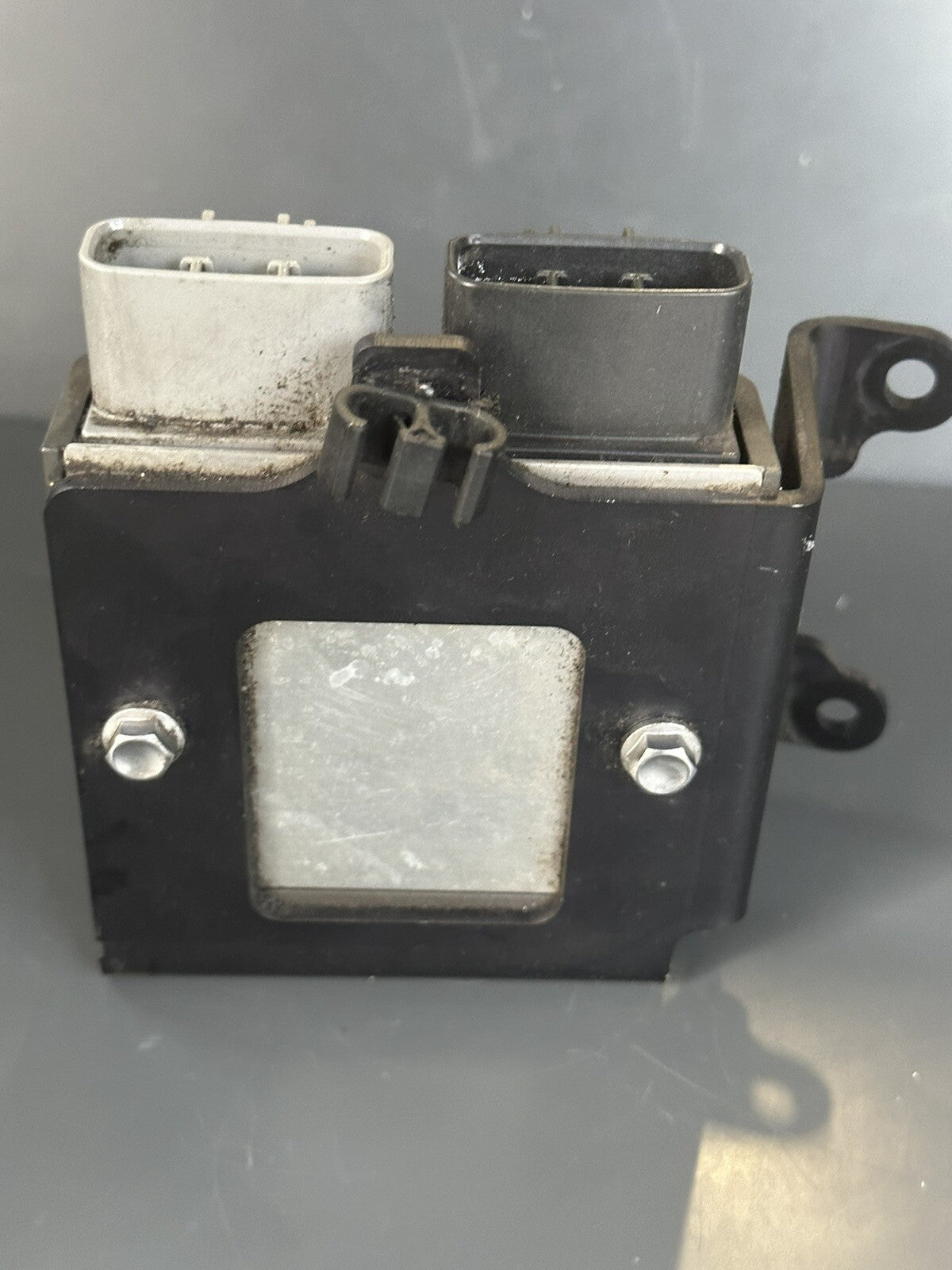 Triumph Street Triple 765 RS Voltage regulator rectifier Genuine 2017 - 2019 OEM