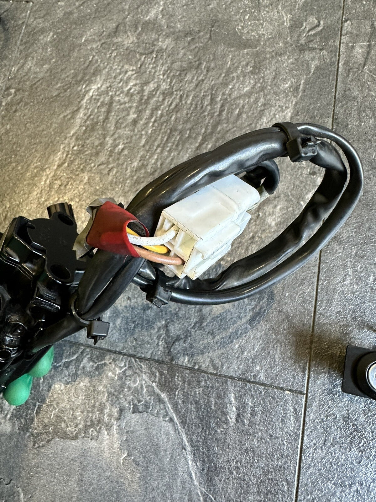 Kawasaki ZX10R 2018 Lockset Ignition ECU Key Lock Only 1086 Miles 2016 2017 OEM