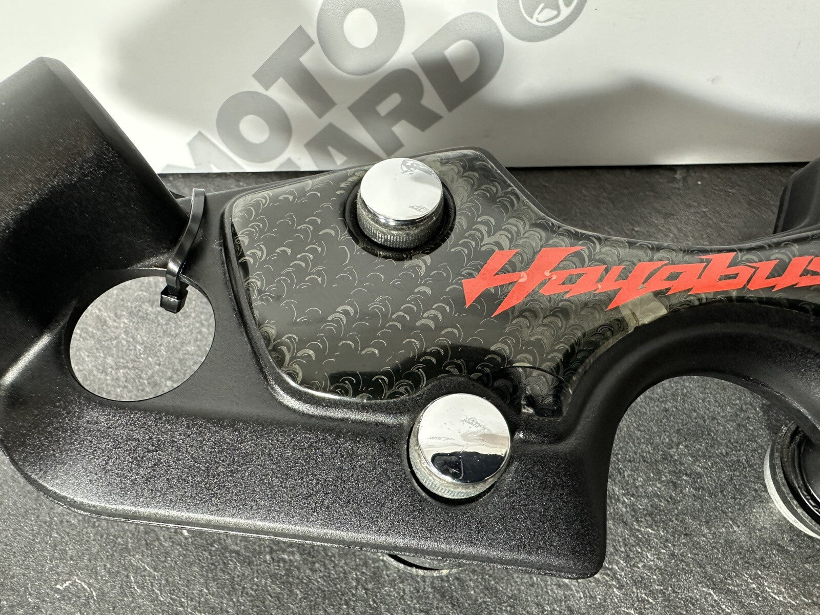 Suzuki GSXR 1300 2016 HAYABUSA Handlebar Holder Top Yoke Cover 18408 Miles OEM