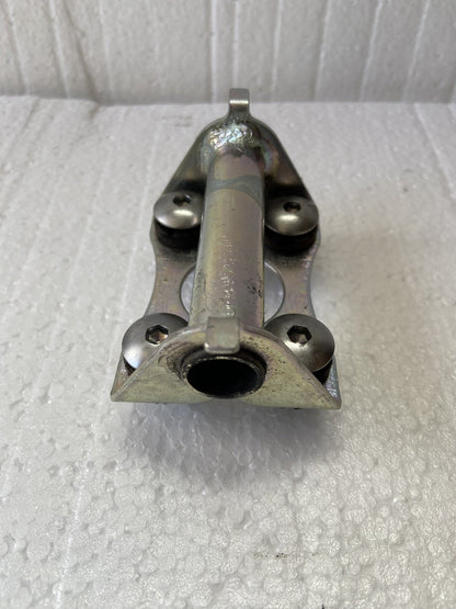 SUZUKI GSXR 600 750 Fuel Petrol Tank Bracket petrol tank Mount bracket L1-L7 OEM