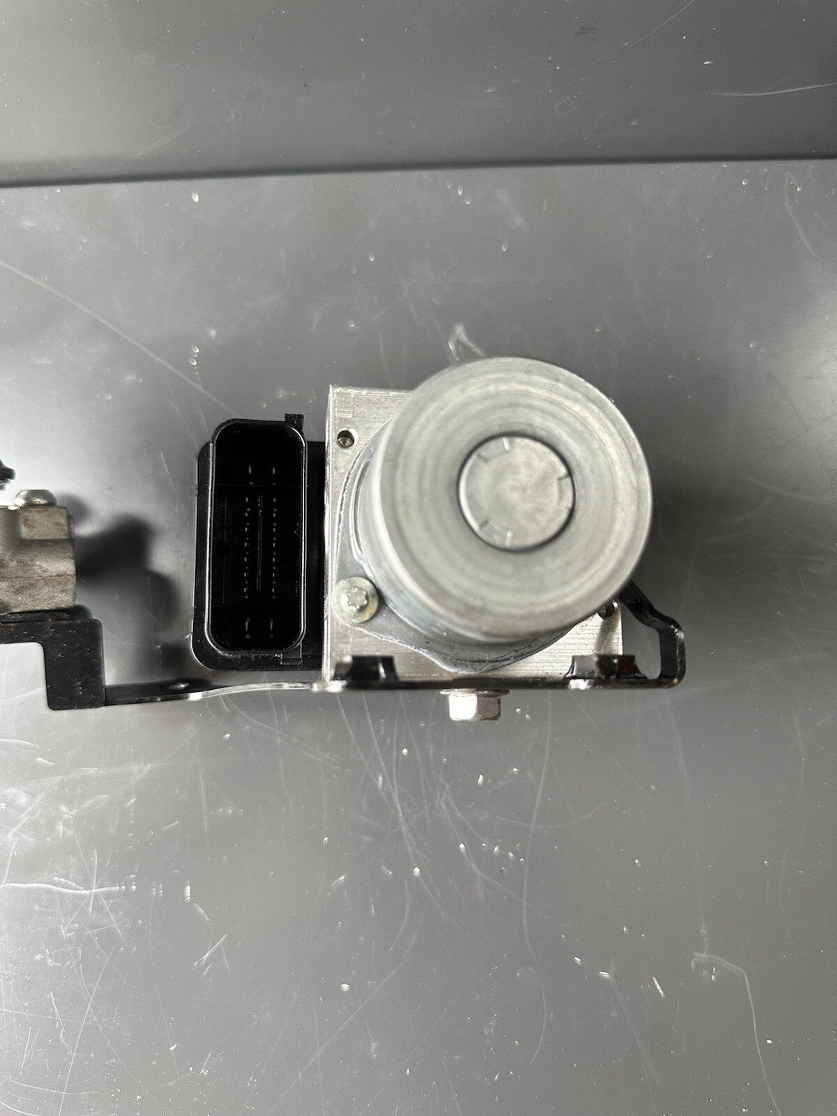 Yamaha MT09SP ABS pump 2021 - 2024 Yamaha MT09 SP ABS pump OEM 2022 5101 Miles