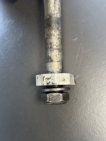 TRIUMPH STREET TRIPLE 675R REAR WHEEL SPINDLE Rear Wheel Axle Rear Spindle 2011
