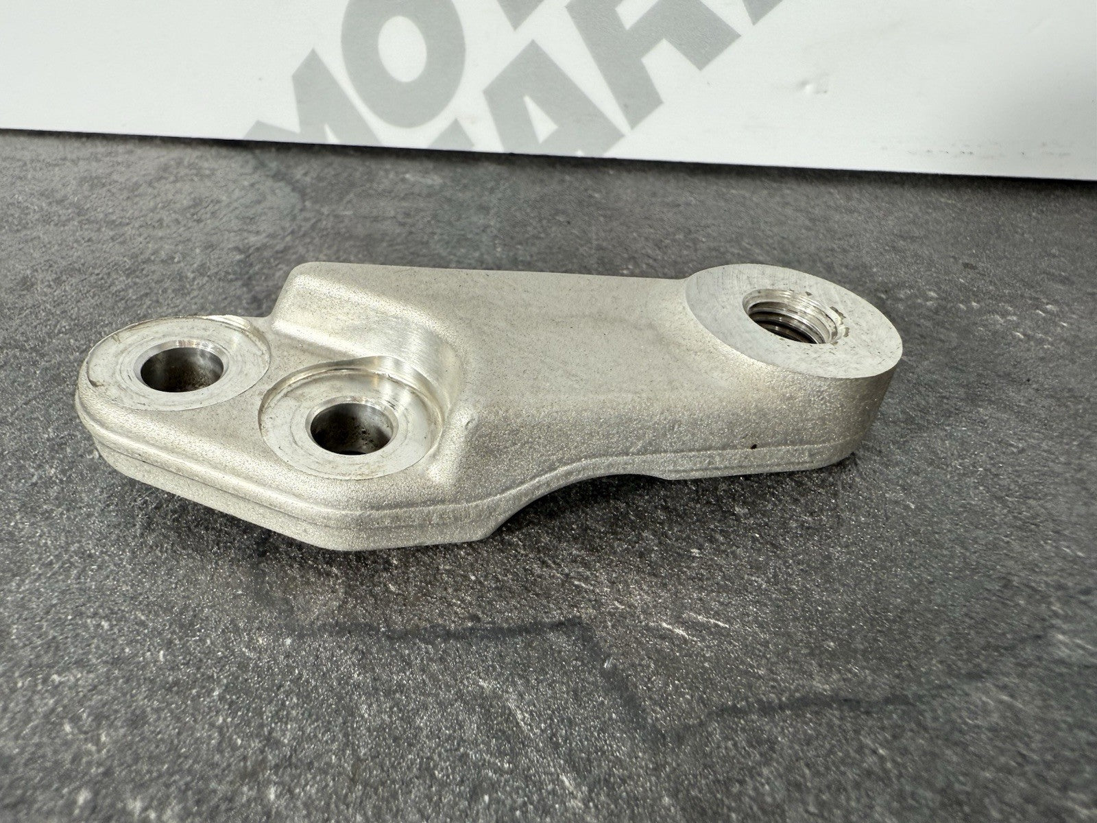 Suzuki GSXR 1000 2018 Gear Shift Mount Bracket 2017-2025 OEM MM
