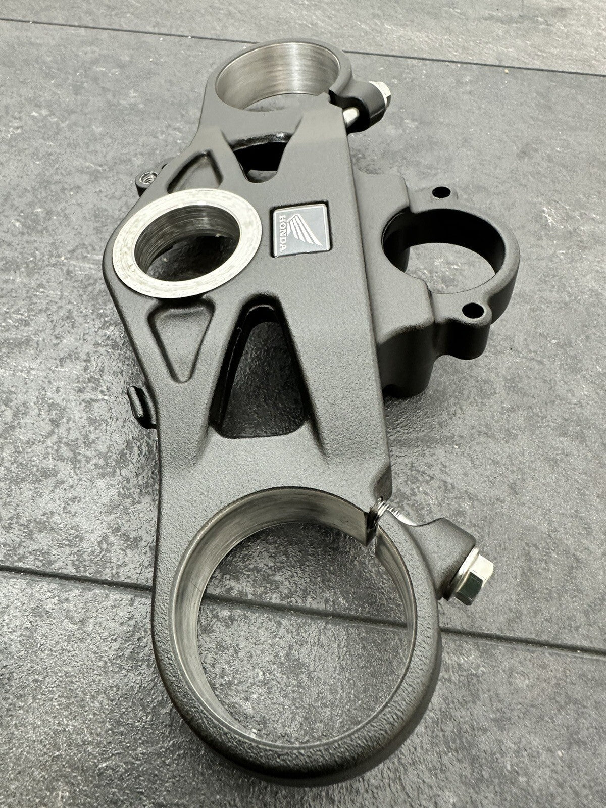 Honda Fireblade CBR1000RR 2019 Top Yoke Fork Top Clamps 2017 2018 OEM