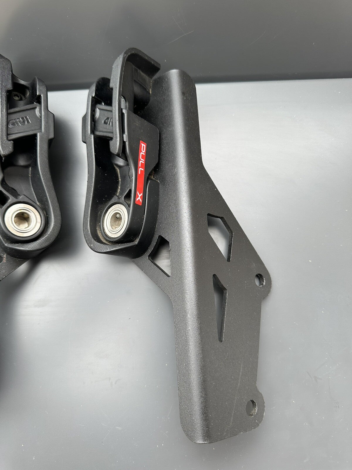 GIVI Quick Release X Release For Triumph Speed Triple 1200RR 2022 SPARES 1200RR