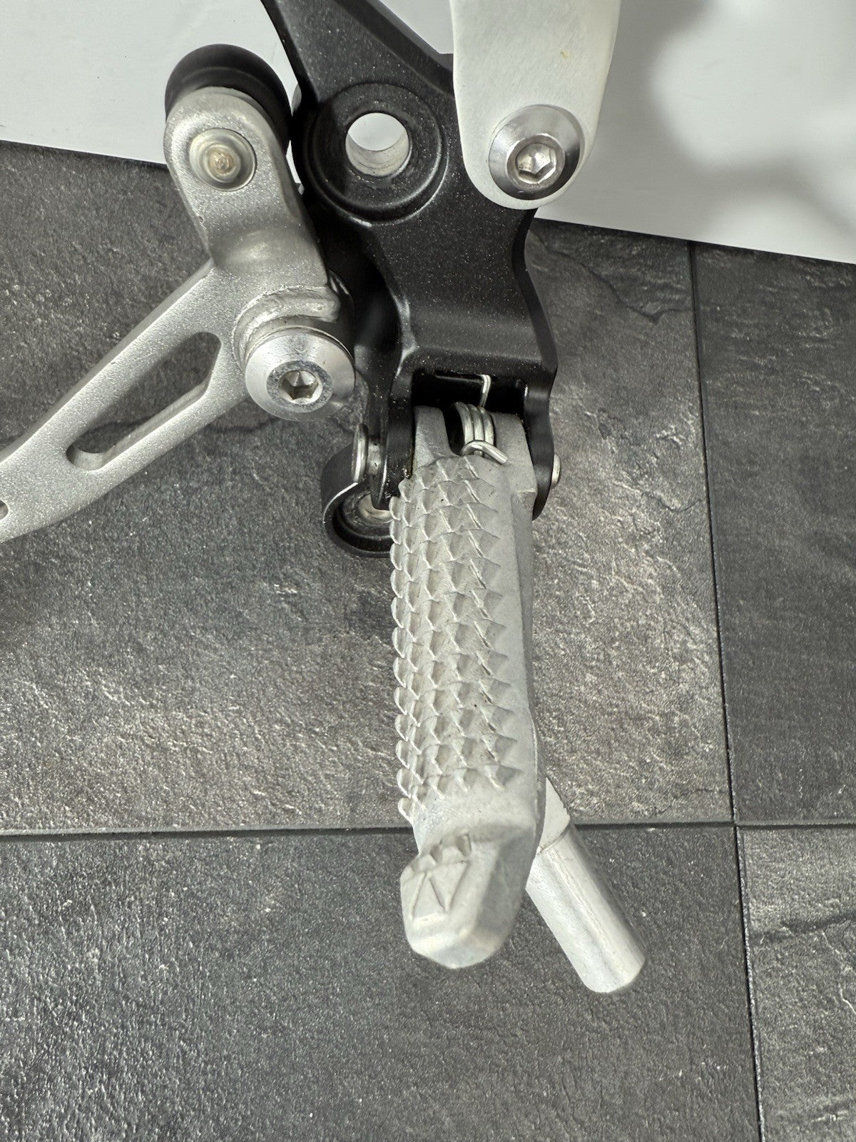 ec4e84e8-eb2c-4a7d-9319-7eb8f8c43952