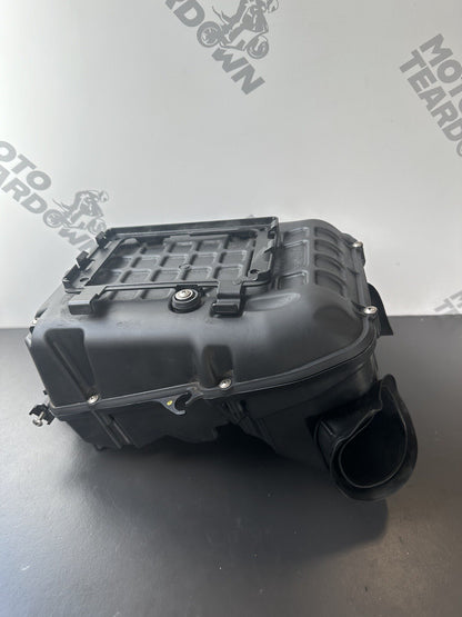 APRILIA TUONO V4 1100 FACTORY AIR BOX, Air Box 2017 OEM Air Box And Filter
