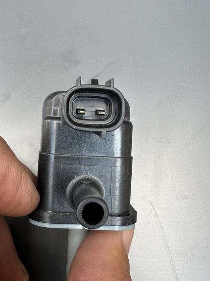 Valve Air Denso 1362007420 TRIUMPH Speed Triple RR 2022 1200RR Air Sensor OEM