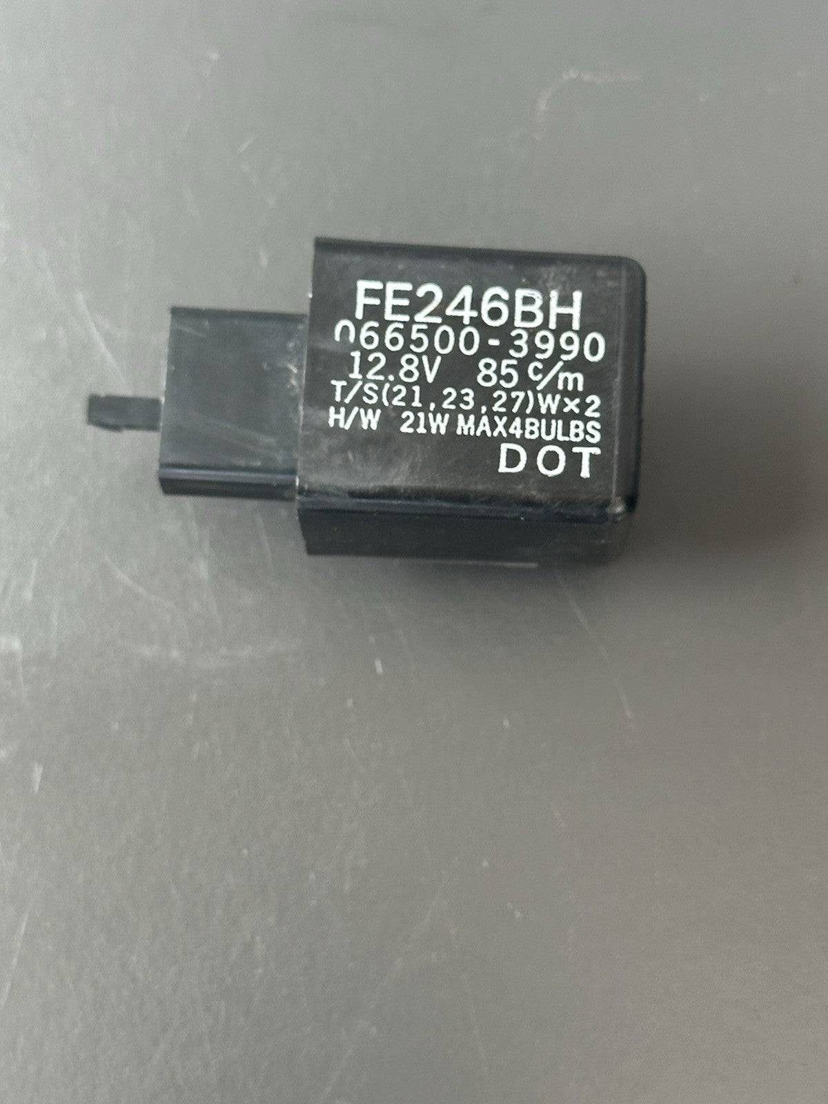 Honda CBR 1000 RR Fireblade indicator flasher relay 2004 - 2005 RR4 RR5 FE246BH